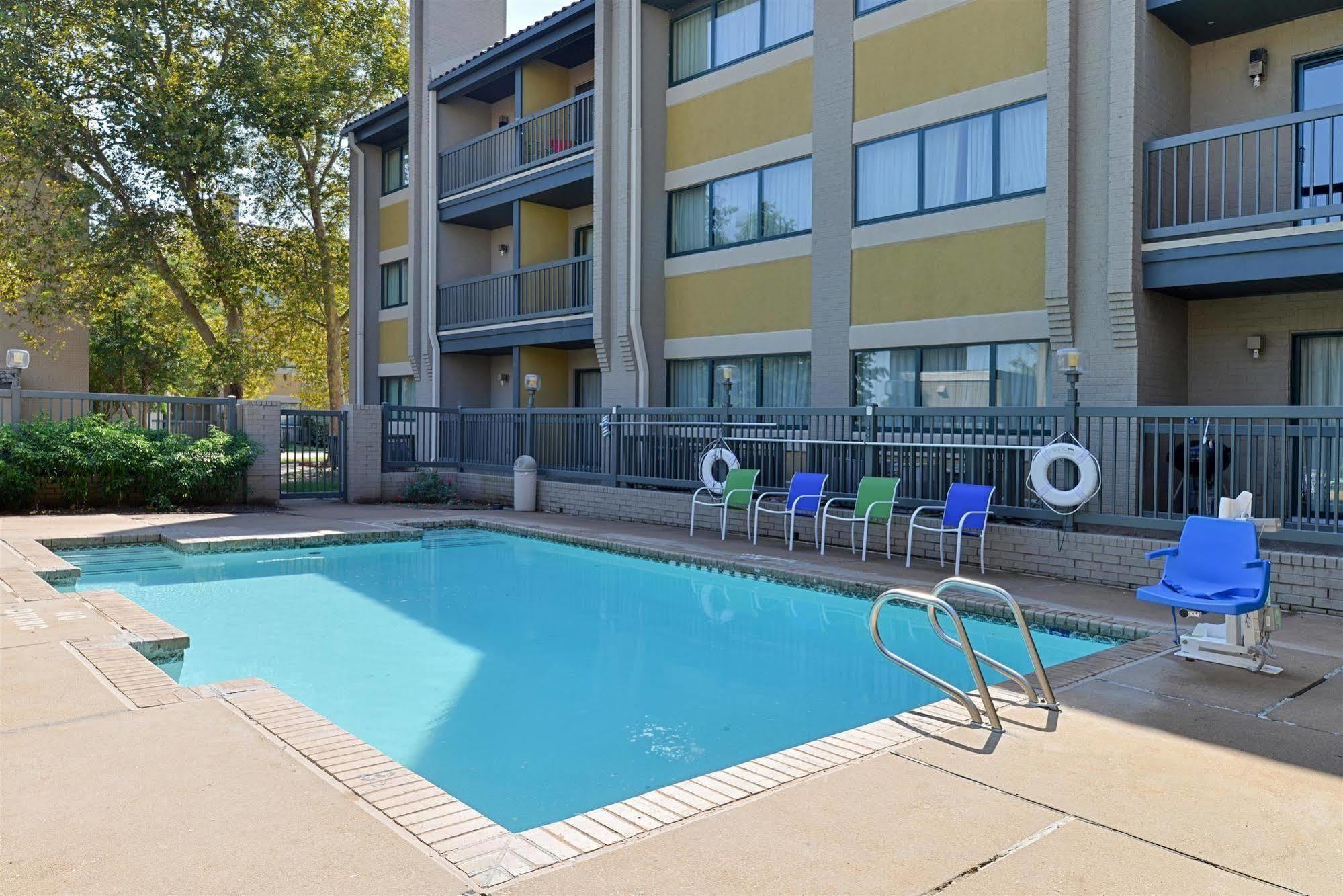 Americas Best Value Inn & Suites Extended Stay - Tulsa Dış mekan fotoğraf